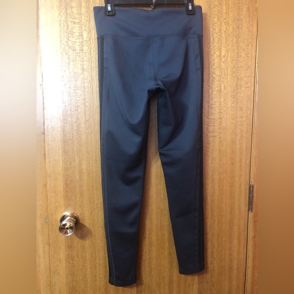 Adidas Climalite leggings full length grey black color size Medium - Picture 2 of 3